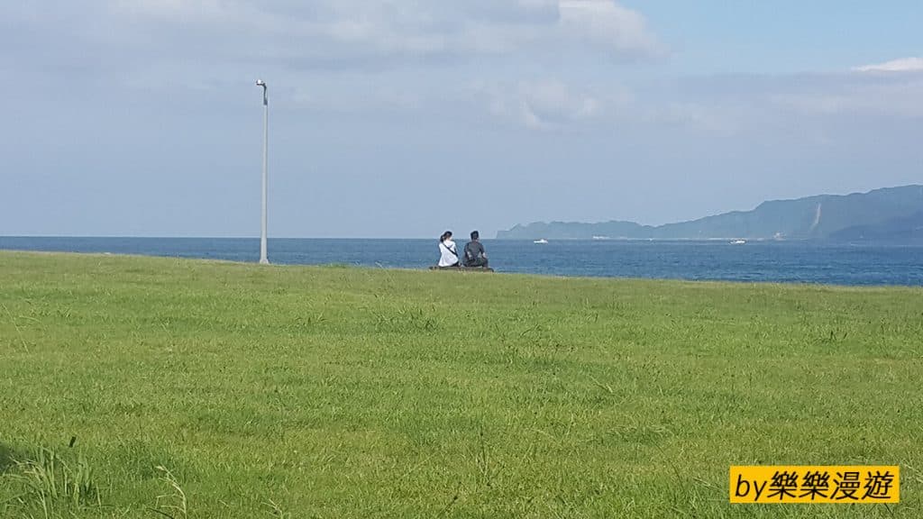 潮境公園-隨處坐著看海